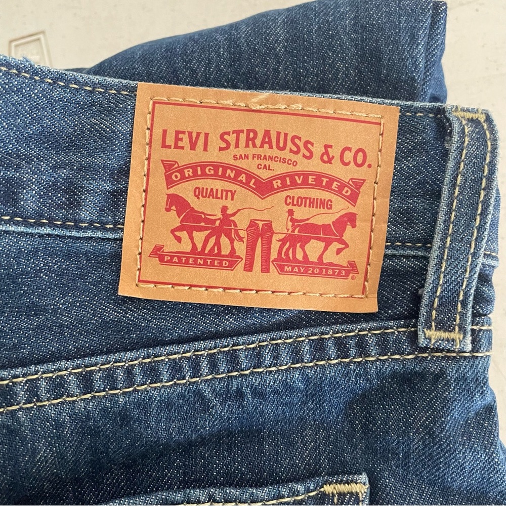 Levi's Low Pro Women's jeans size 30, NWT vintage fit, straight le - Picture 9 of 10